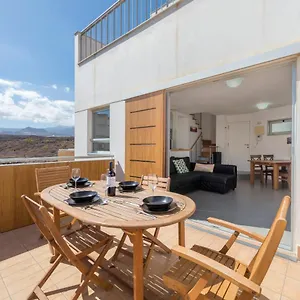 https://los-martines-penthouse-el-medano.in-canary-islands.com